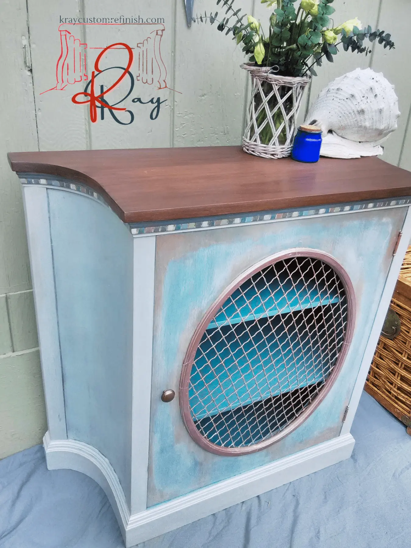 Coastal-Farmhouse-TV-Stand-3
