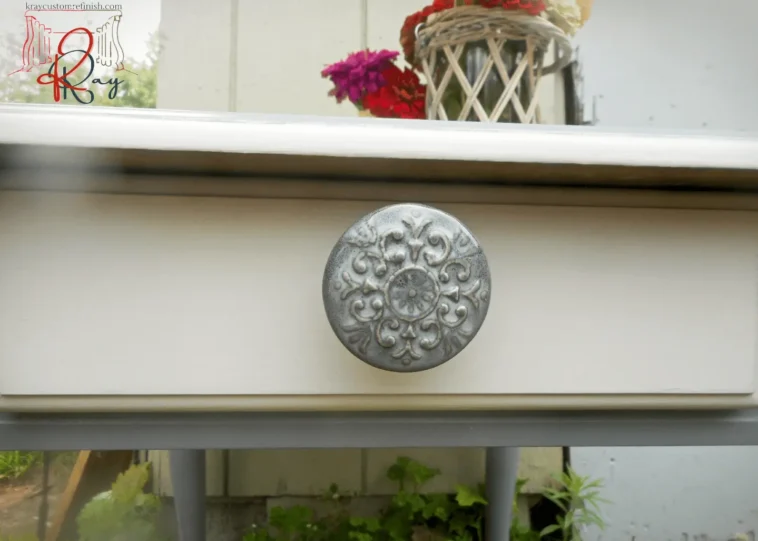 Gray-Painted-Side-Table-3